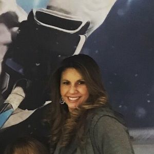 Meet your Posher, Raelene